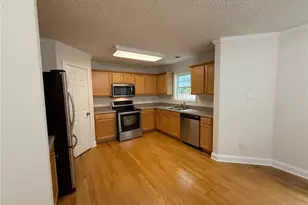 2966 Fairton Tr, Lithonia, GA 30038 - Photo 6