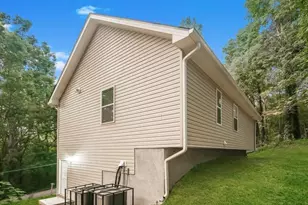 6350 Akins Way, Cumming, GA 30041 - Photo 20