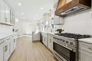 420 Hackberry Ct, Roswell, GA 30076 - Photo 10