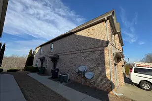 805 Pleasant Hill Rd, Lilburn, GA 30047 - Photo 16