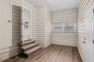 2895 Woodhollow Ln, Jonesboro, GA 30236 - Photo 4