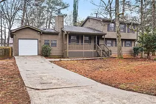 2895 Woodhollow Ln, Jonesboro, GA 30236 - Photo 2