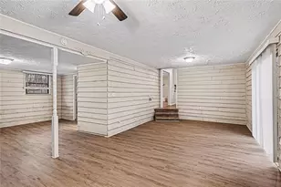 2895 Woodhollow Ln, Jonesboro, GA 30236 - Photo 16