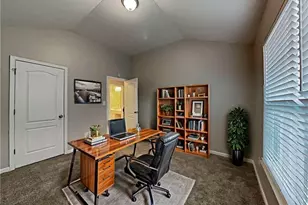 590 Simonton Crest Dr, Lawrenceville, GA 30045 - Photo 4