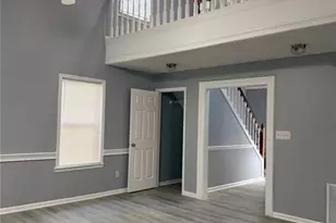 5400 Durham Ridge Ct, Lilburn, GA 30047 - Photo 8