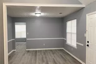 5400 Durham Ridge Ct, Lilburn, GA 30047 - Photo 12