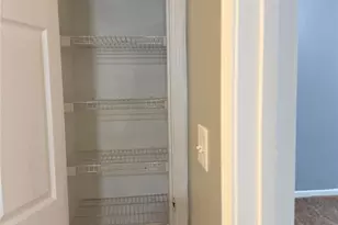 5400 Durham Ridge Ct, Lilburn, GA 30047 - Photo 32