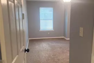 5400 Durham Ridge Ct, Lilburn, GA 30047 - Photo 36