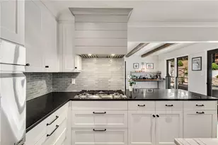 1100 Kingston Dr, Atlanta, GA 30342 - Photo 16