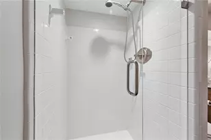 1100 Kingston Dr, Atlanta, GA 30342 - Photo 68