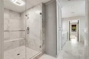 1100 Kingston Dr, Atlanta, GA 30342 - Photo 38