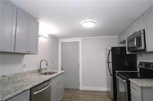 2187 Plantation Ln, Chamblee, GA 30341 - Photo 4