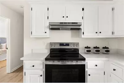 540 Riverside Road, Sugar Hill, GA 30518 - Photo 8