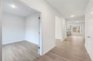 1371 Stephens Vw Dr, Loganville, GA 30052 - Photo 2