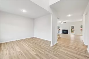 3604 Squires Pk Ln, Loganville, GA 30052 - Photo 4