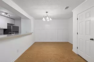 201 Barrington Hills Dr, Atlanta, GA 30350 - Photo 8