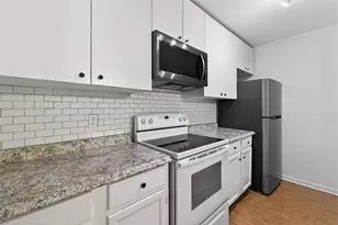 201 Barrington Hills Dr, Atlanta, GA 30350 - Photo 16