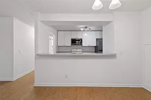 201 Barrington Hills Dr, Atlanta, GA 30350 - Photo 10