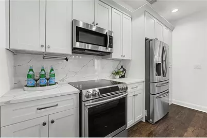 2828 Peachtree Road NW #1704, Atlanta, GA 30305 - Photo 6