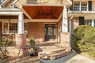 2686 Parkview Dr NE, Atlanta, GA 30345 - Photo 4