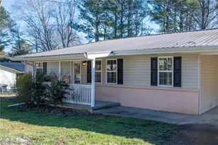 1109 McClure Dr, Tunnel Hill, GA 30755 - Photo 2