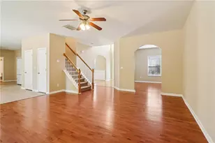 1137 Misty Valley Ct, Lawrenceville, GA 30045 - Photo 10