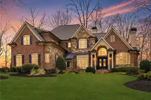 135 Foxhollow Tr, Alpharetta, GA 30004 - Photo 2