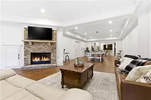 135 Foxhollow Tr, Alpharetta, GA 30004 - Photo 64