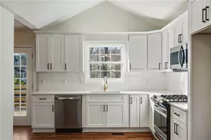 615 Amberwood Pl, Euharlee, GA 30145 - Photo 6