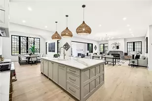 428 Carolwood Ln, Atlanta, GA 30342 - Photo 12