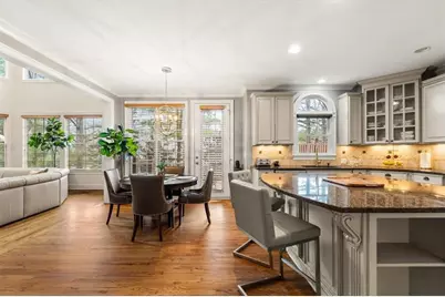 810 Forest Crossing Drive SW, Atlanta, GA 30331 - Photo 12