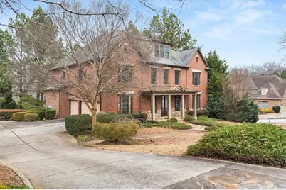 810 Forest Crossing Drive SW, Atlanta, GA 30331 - Photo 2