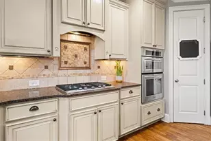 810 Forest Crossing Dr SW, Atlanta, GA 30331 - Photo 18