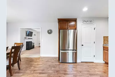 8258 Mountain Glen Drive, Clermont, GA 30527 - Photo 10