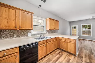 82 Brookvalley Court W, Dallas, GA 30157 - Photo 2