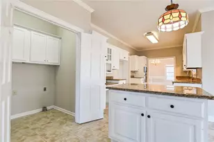 1711 Hickory Lake Dr, Snellville, GA 30078 - Photo 16