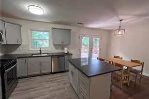 1180 Starline Dr SE, Smyrna, GA 30080 - Photo 8