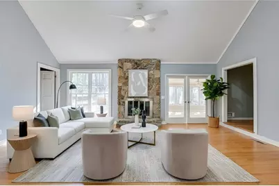 1100 Willow Bend, Roswell, GA 30075 - Photo 8