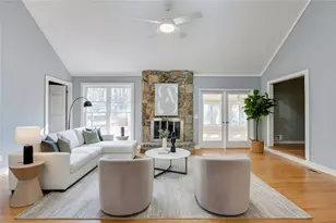 1100 Willow Bend, Roswell, GA 30075 - Photo 8