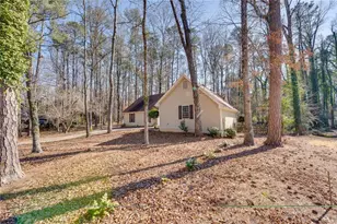 1100 Willow Bend, Roswell, GA 30075 - Photo 6