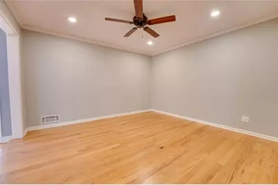 1100 Willow Bend, Roswell, GA 30075 - Photo 16