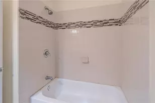 3142 Brooks Dr, Snellville, GA 30078 - Photo 18