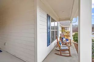 5736 Cypress Bluff Ln, Hoschton, GA 30548 - Photo 4