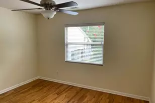 1549 Stone Gate Ln SE, Atlanta, GA 30317 - Photo 6