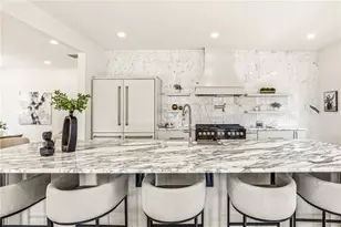 320 Hammond Dr, Atlanta, GA 30328 - Photo 8