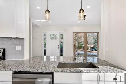 2918 Highland Drive SE, Smyrna, GA 30080 - Photo 6