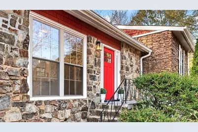 2918 Highland Drive SE, Smyrna, GA 30080 - Photo 1