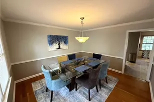 5325 Peachtree Dunwoody Rd, Atlanta, GA 30342 - Photo 6