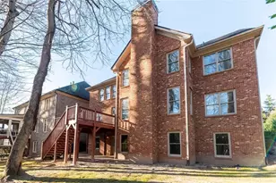 2060 Vicarage Ln, Snellville, GA 30078 - Photo 10