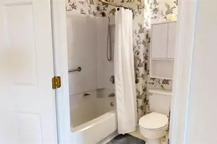 300 Johnson Ferry Road NE, Atlanta, GA 30328 - Photo 2